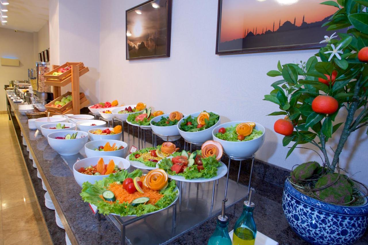 Hotel Ramada By Wyndham Istanbul Taksim Esterno foto